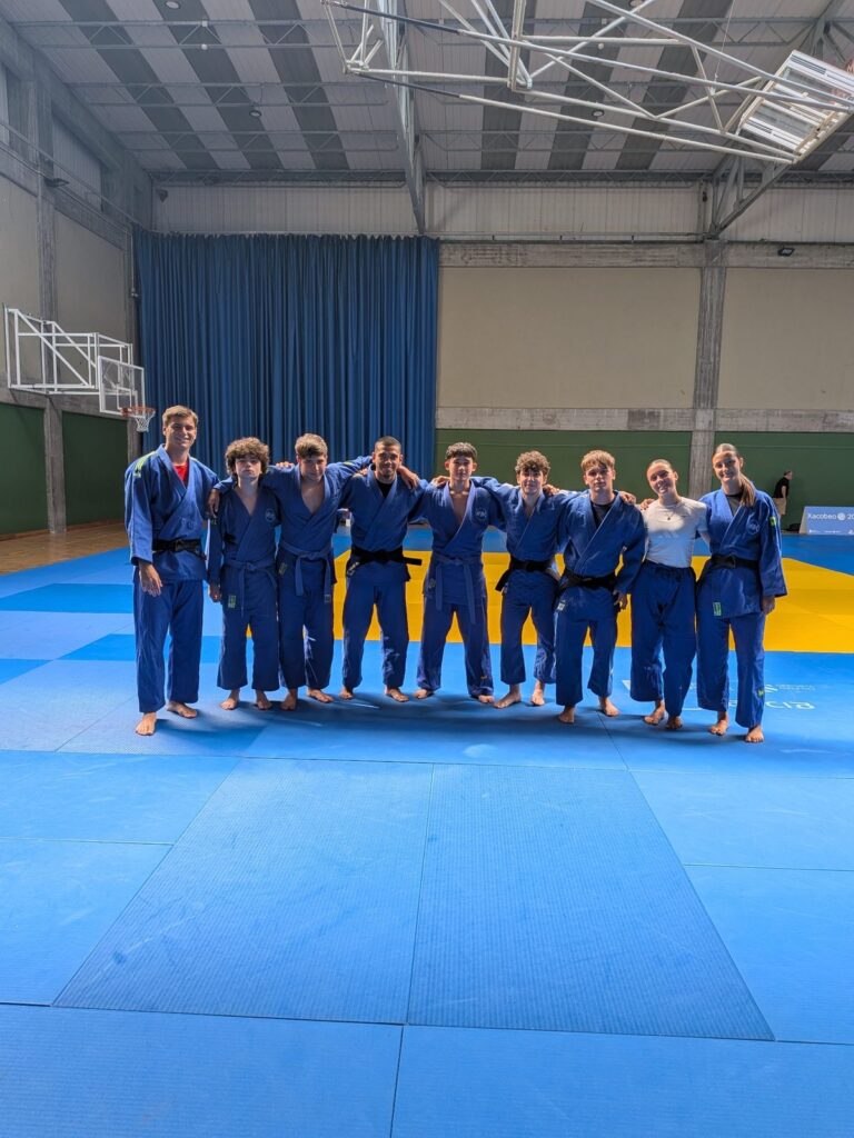 Entrenamiento · lunes por la tarde