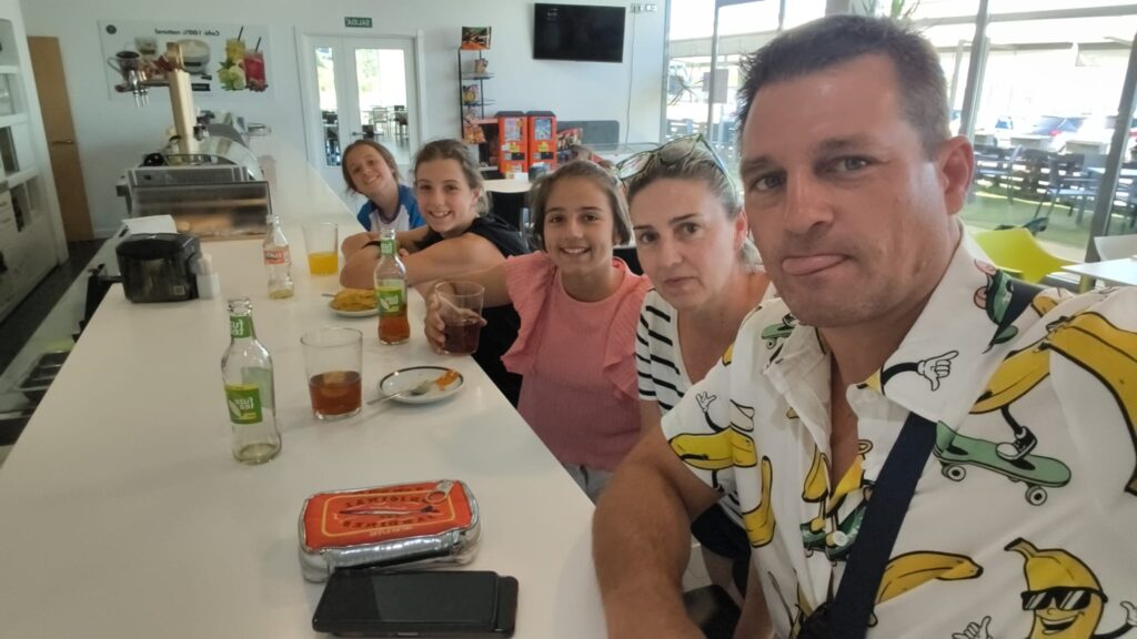 Oro de Vera y bronce de Carola: JK vive en familia las Supercopas de España de Tortosa